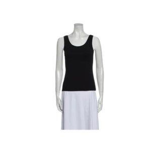 Noé & Zoe Scoop Neck Sleeveless Top